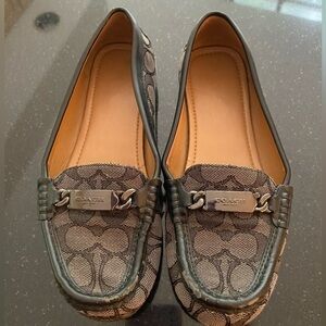 Coach Signature Loafer size 6